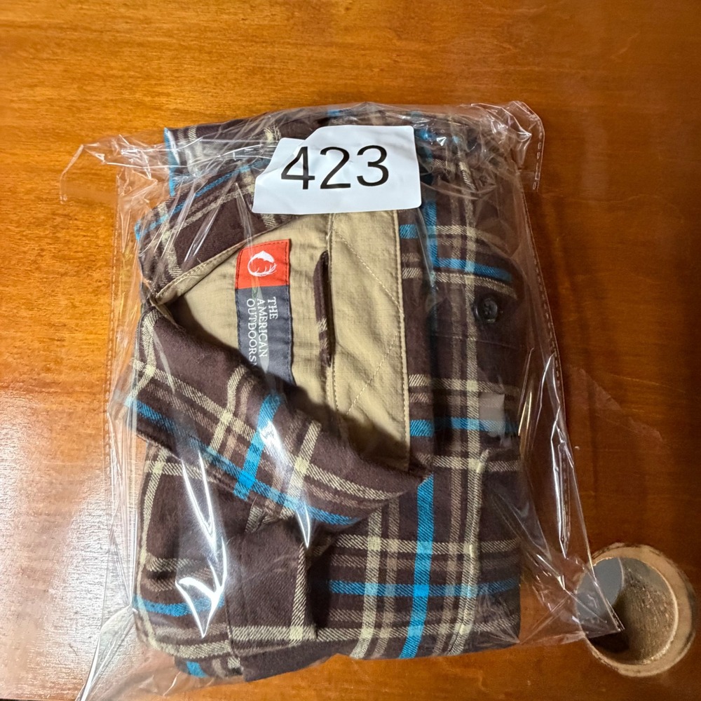 The American Outdoorsman Flannel Shirt Mens L Brown Plaid Long Sleeve Button Up - Picture 12 of 12